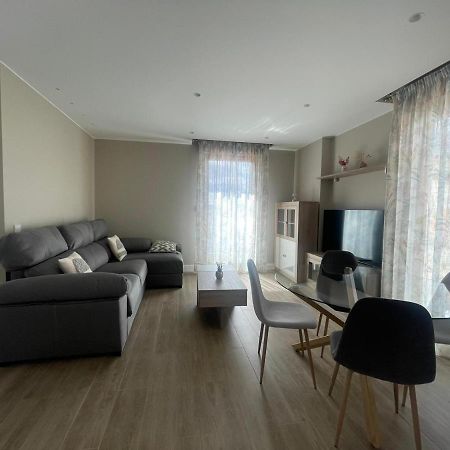 El Roble 9 Apartment Асторга Екстериор снимка