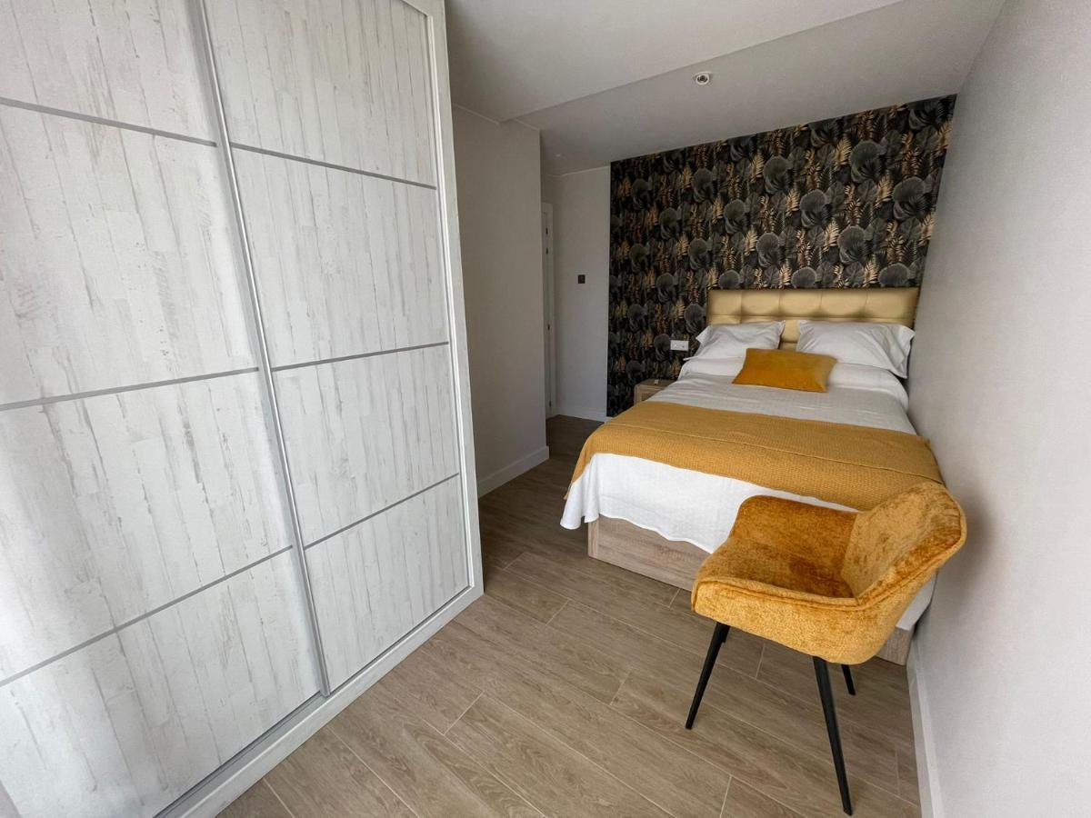 El Roble 9 Apartment Асторга Екстериор снимка
