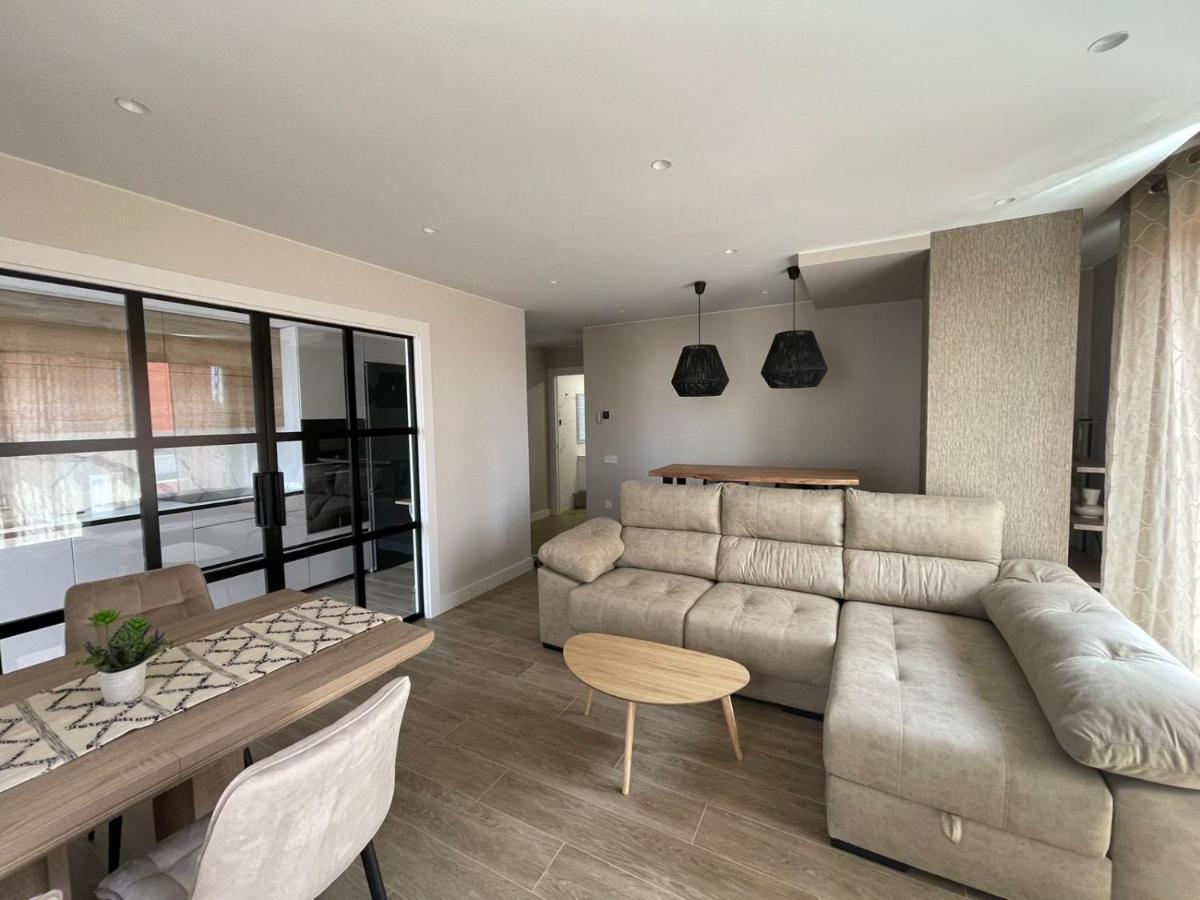 El Roble 9 Apartment Асторга Екстериор снимка