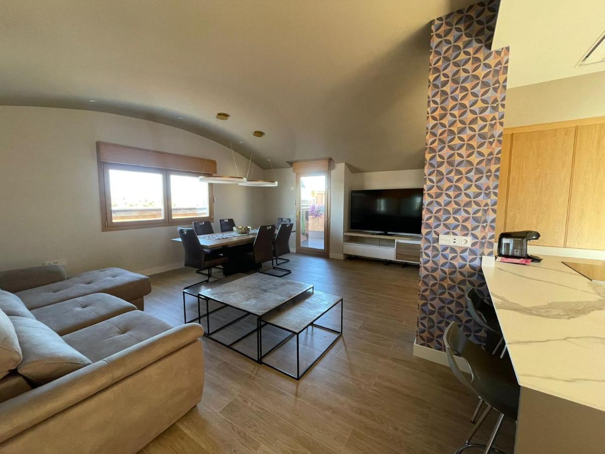 El Roble 9 Apartment Асторга Екстериор снимка