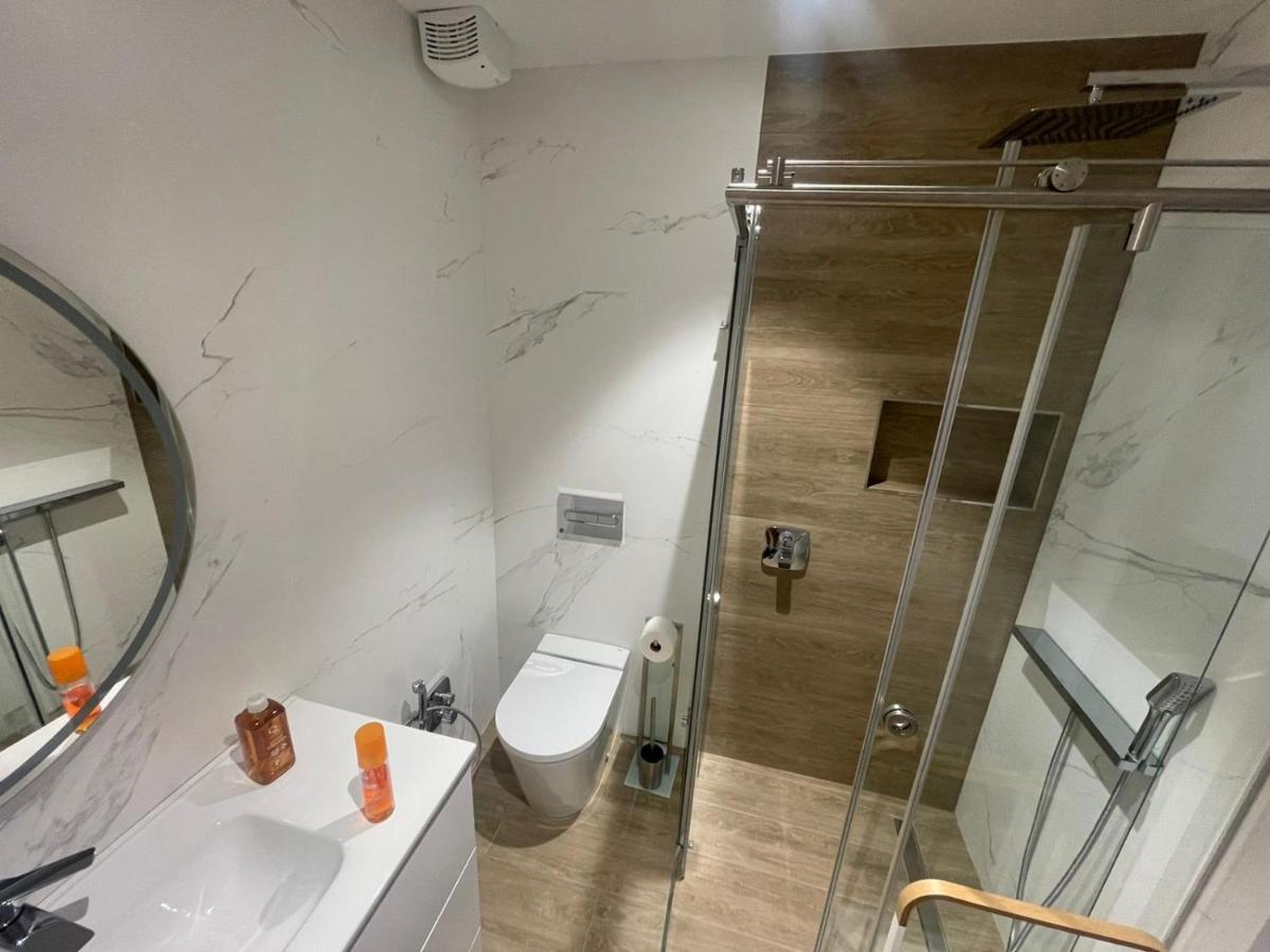 El Roble 9 Apartment Асторга Екстериор снимка