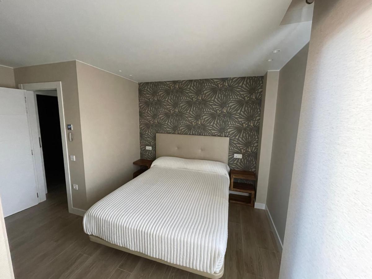 El Roble 9 Apartment Асторга Екстериор снимка