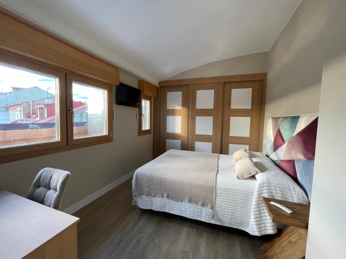 El Roble 9 Apartment Асторга Екстериор снимка